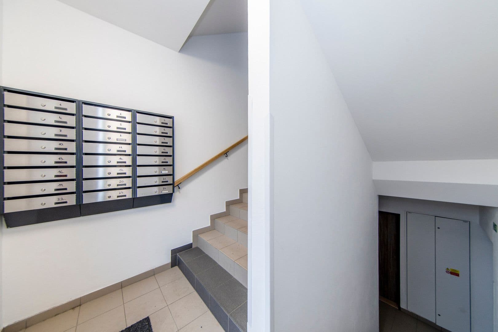 1 bedroom with open-plan kitchen flat to rent, 51 m², U Plynárny, Prague, Prague 1 bedroom with open-plan kitchen flat to rent, 51 m², U Plynárny, Prague, Prague