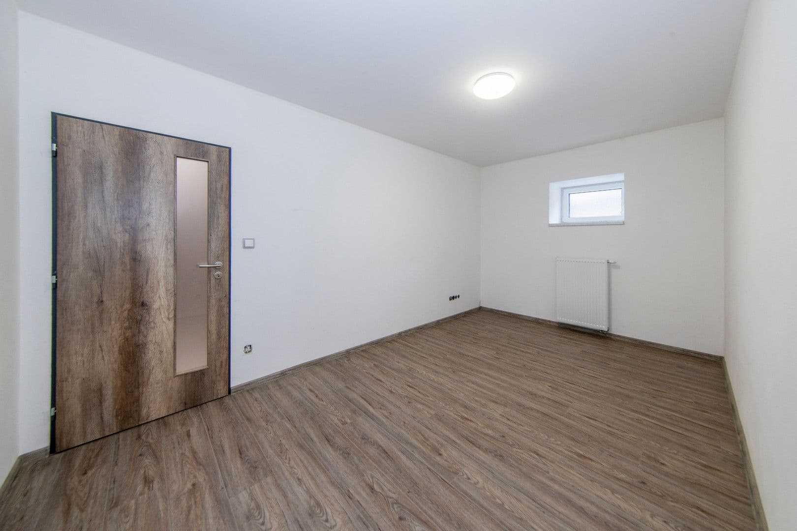 1 bedroom with open-plan kitchen flat to rent, 51 m², U Plynárny, Prague, Prague 1 bedroom with open-plan kitchen flat to rent, 51 m², U Plynárny, Prague, Prague