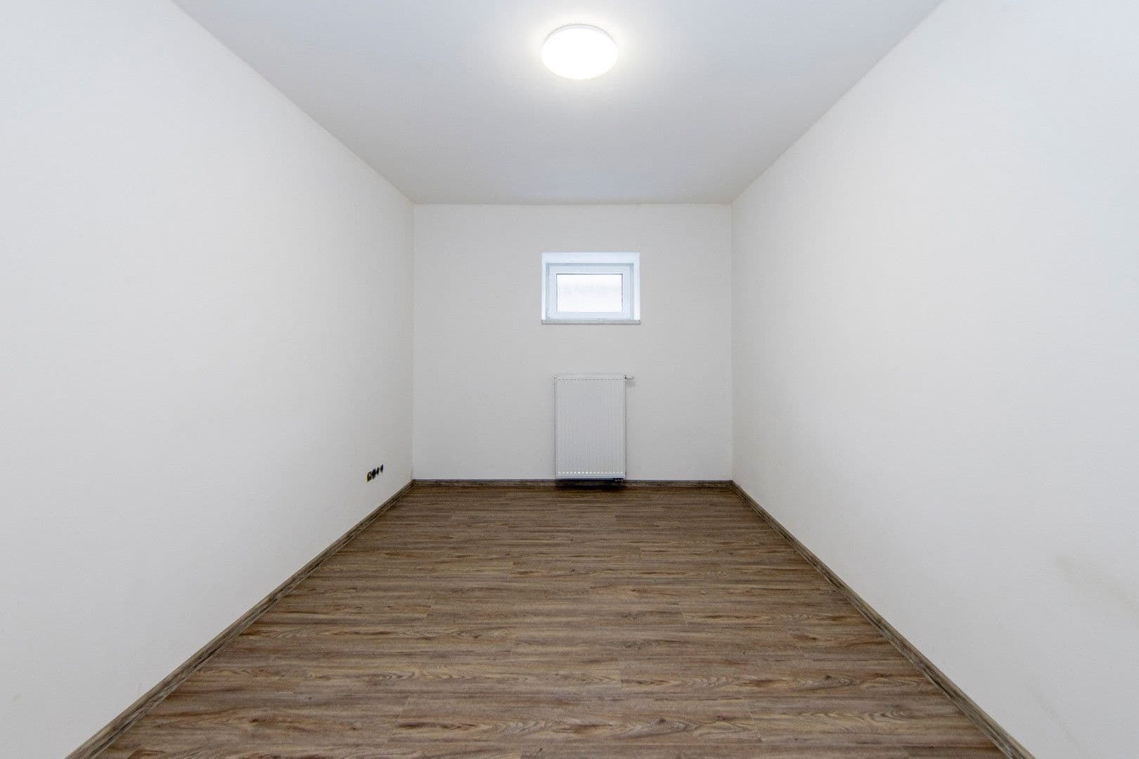 1 bedroom with open-plan kitchen flat to rent, 51 m², U Plynárny, Prague, Prague 1 bedroom with open-plan kitchen flat to rent, 51 m², U Plynárny, Prague, Prague