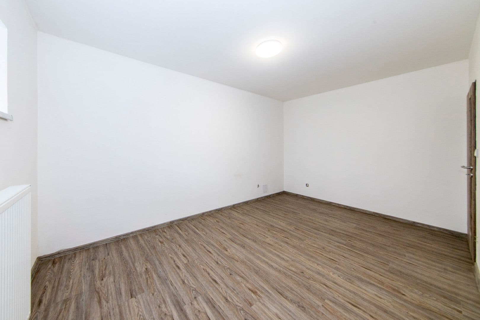 1 bedroom with open-plan kitchen flat to rent, 51 m², U Plynárny, Prague, Prague 1 bedroom with open-plan kitchen flat to rent, 51 m², U Plynárny, Prague, Prague