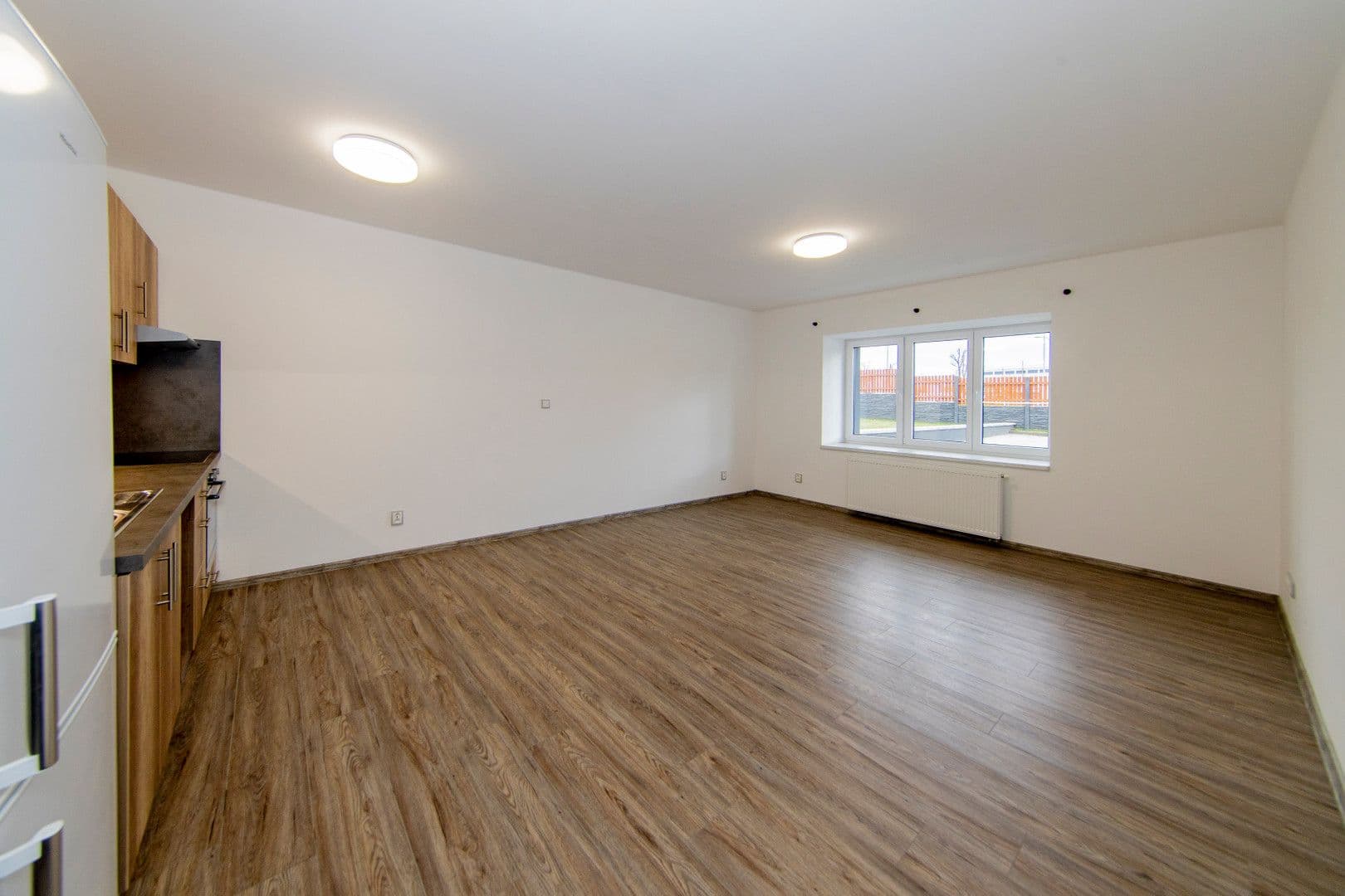 1 bedroom with open-plan kitchen flat to rent, 51 m², U Plynárny, Prague, Prague 1 bedroom with open-plan kitchen flat to rent, 51 m², U Plynárny, Prague, Prague