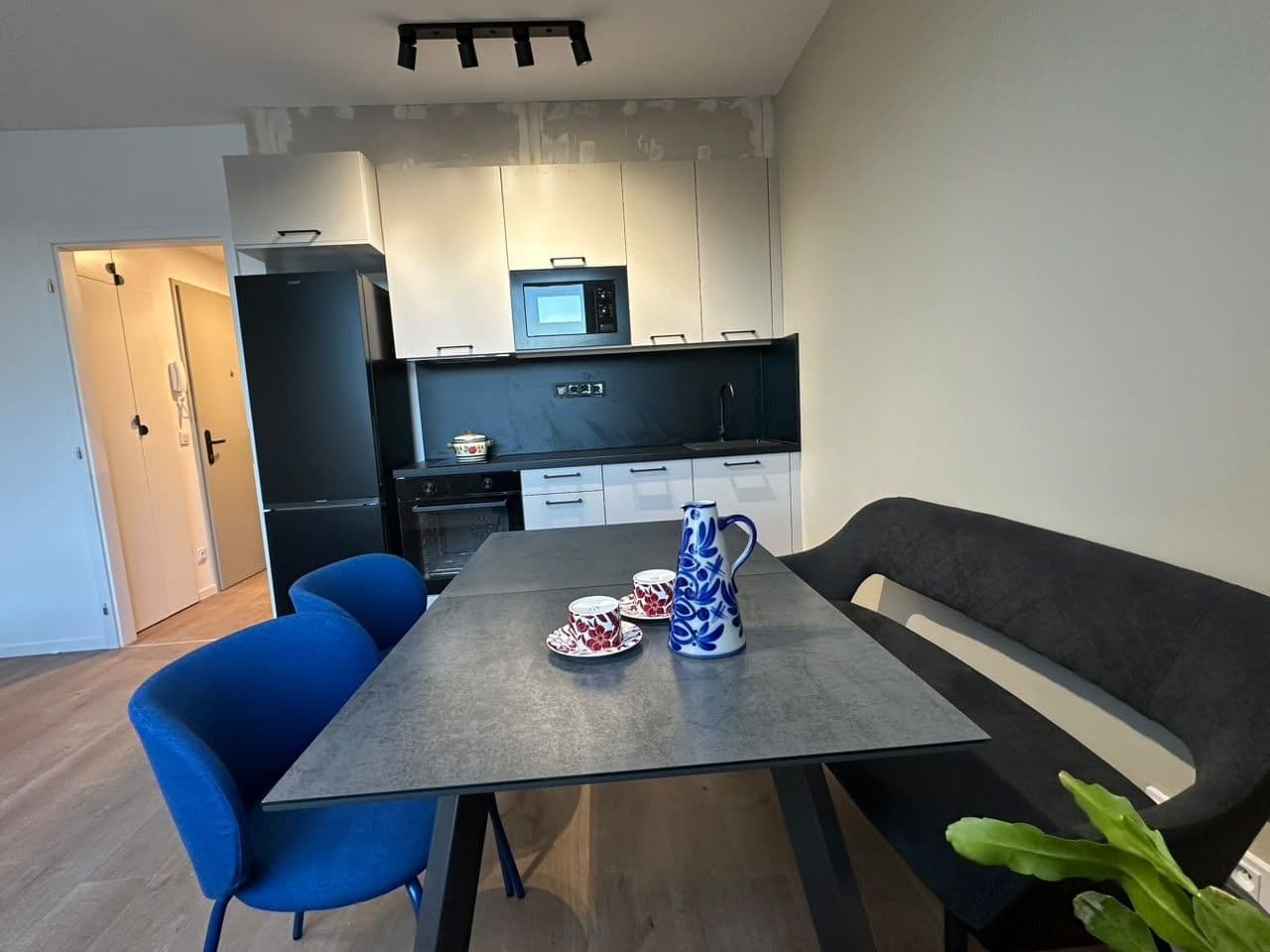 1 bedroom with open-plan kitchen flat to rent, 35 m², Murmanská, Prague, Prague 1 bedroom with open-plan kitchen flat to rent, 35 m², Murmanská, Prague, Prague