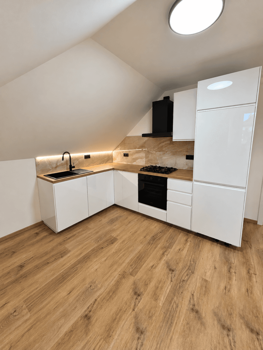 2 bedroom with open-plan kitchen flat to rent, 77 m², Baarova, Prague, Prague 2 bedroom with open-plan kitchen flat to rent, 77 m², Baarova, Prague, Prague