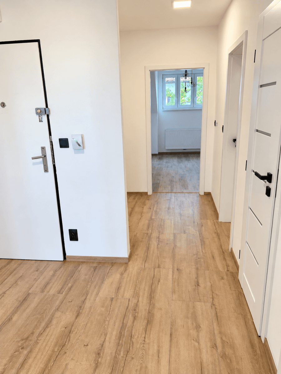 2 bedroom with open-plan kitchen flat to rent, 77 m², Baarova, Prague, Prague 2 bedroom with open-plan kitchen flat to rent, 77 m², Baarova, Prague, Prague