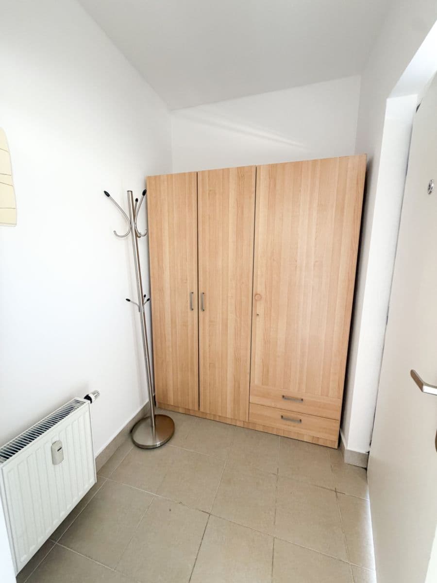 Studio flat to rent, 42 m², Novobohdalecká, Prague, Prague Studio flat to rent, 42 m², Novobohdalecká, Prague, Prague