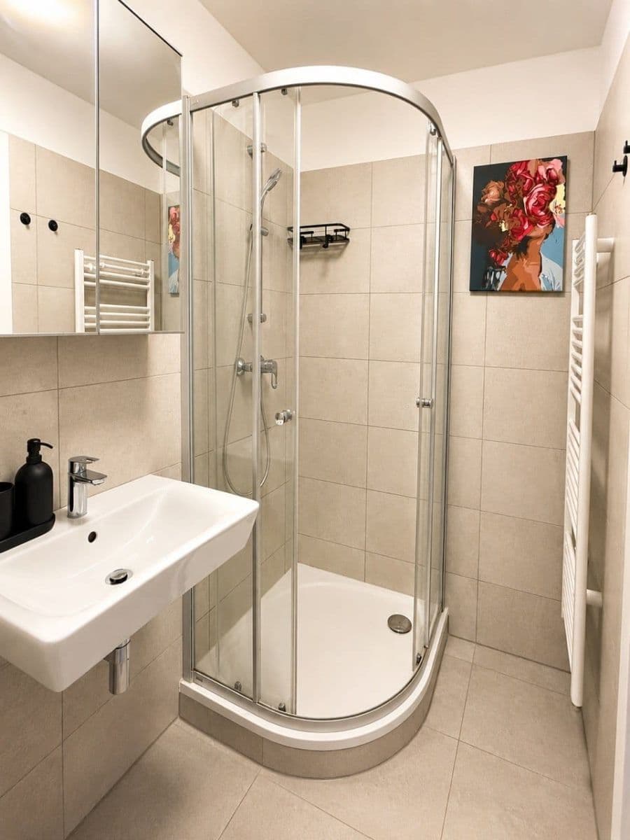 Studio flat to rent, 38 m², Choceradská, Prague, Prague Studio flat to rent, 38 m², Choceradská, Prague, Prague