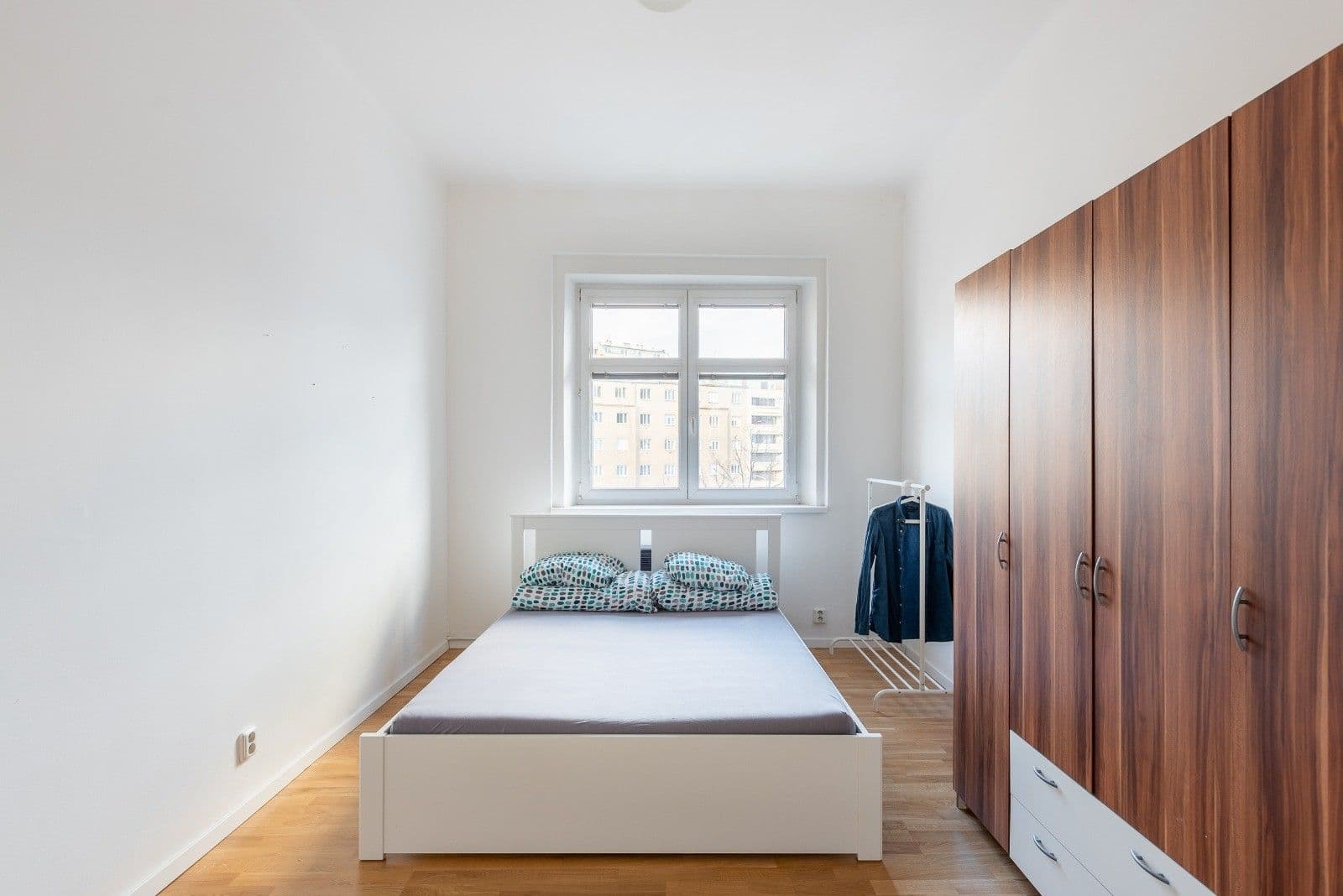 1 bedroom with open-plan kitchen flat for sale, 42 m², Vrchlického, Prague, Prague 1 bedroom with open-plan kitchen flat for sale, 42 m², Vrchlického, Prague, Prague