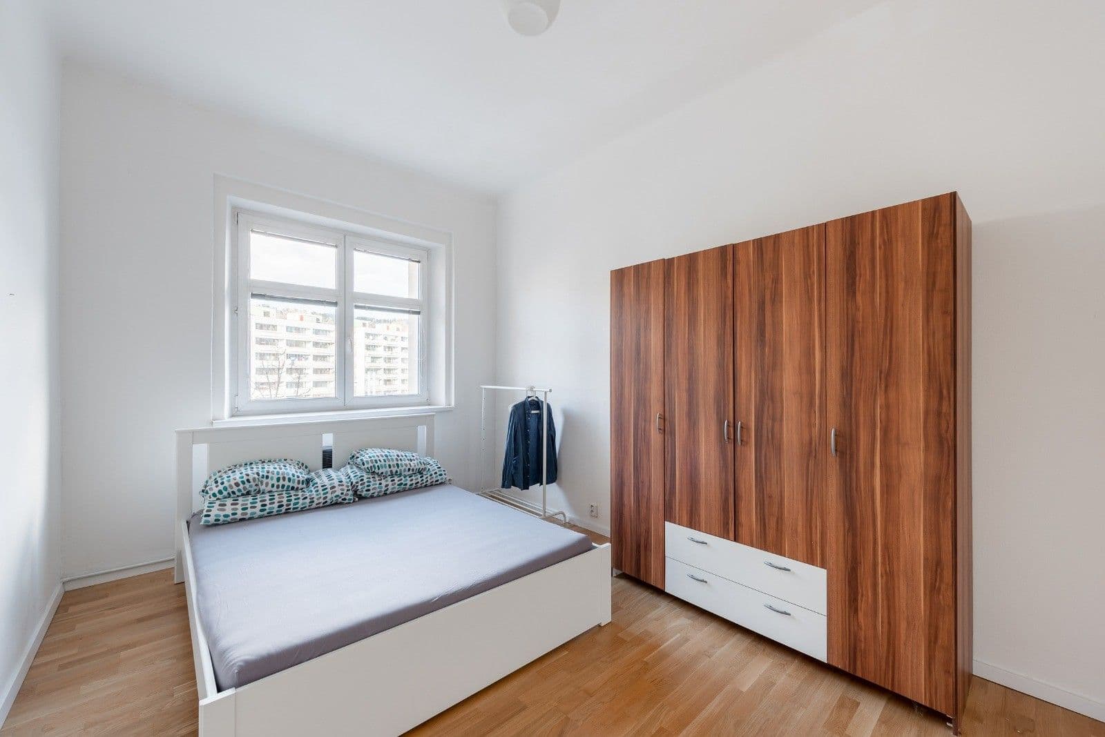 1 bedroom with open-plan kitchen flat for sale, 42 m², Vrchlického, Prague, Prague 1 bedroom with open-plan kitchen flat for sale, 42 m², Vrchlického, Prague, Prague