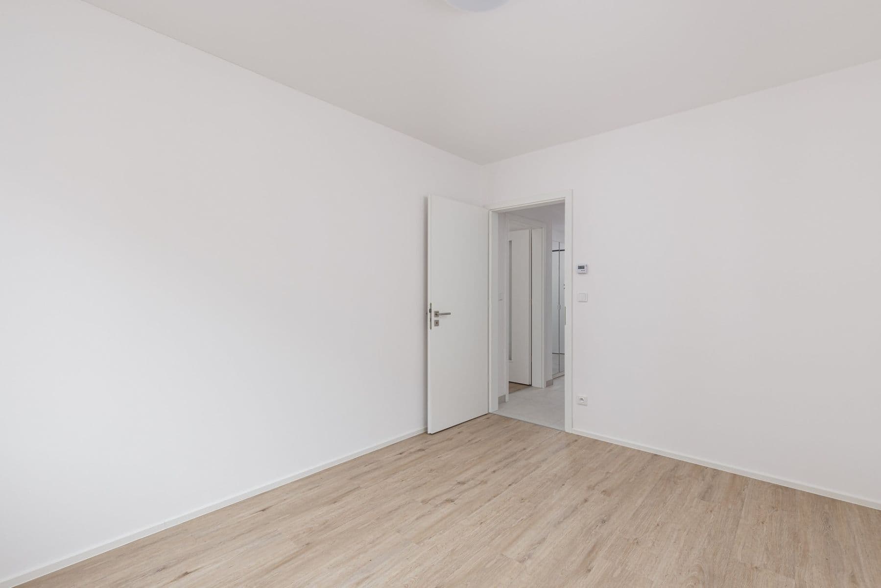 1 bedroom with open-plan kitchen flat to rent, 49 m², Křižíkova, Prague, Prague 1 bedroom with open-plan kitchen flat to rent, 49 m², Křižíkova, Prague, Prague