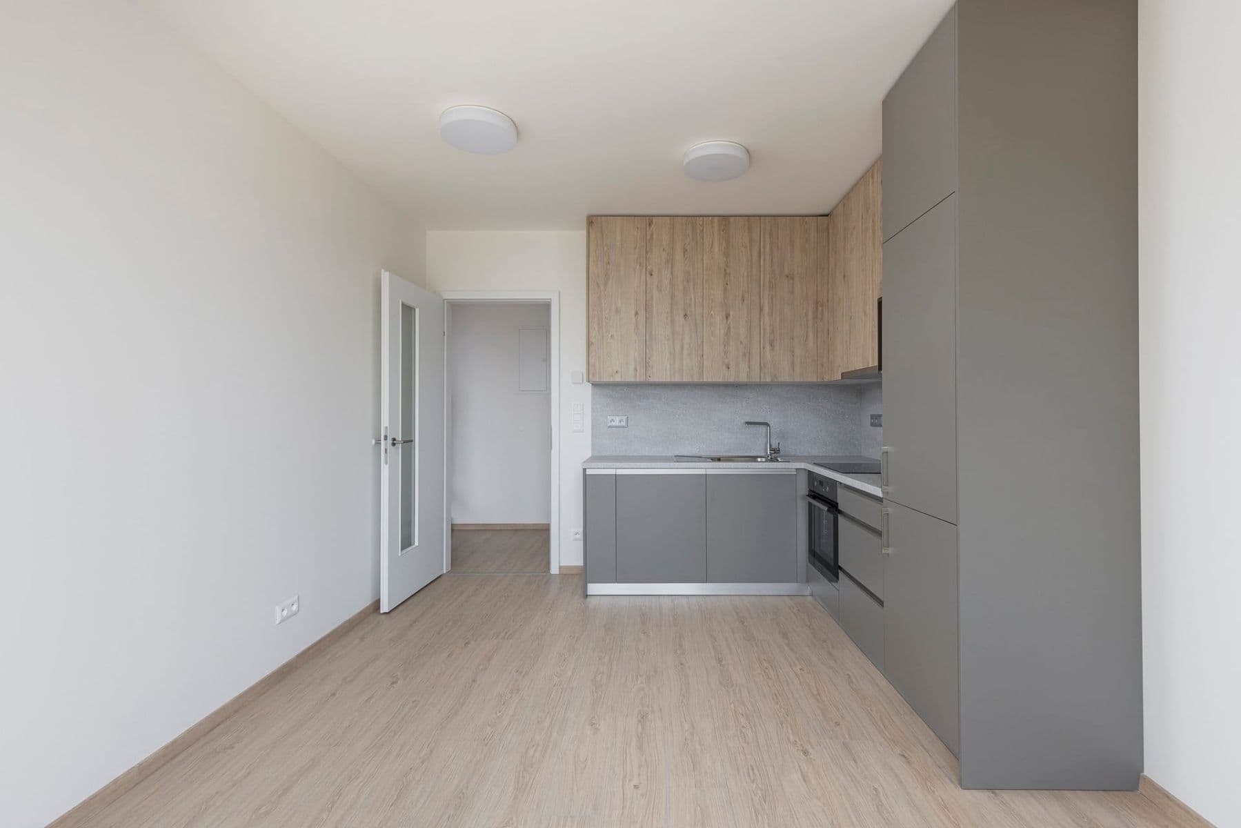1 bedroom with open-plan kitchen flat to rent, 47 m², Haenkeho, Prague, Prague 1 bedroom with open-plan kitchen flat to rent, 47 m², Haenkeho, Prague, Prague