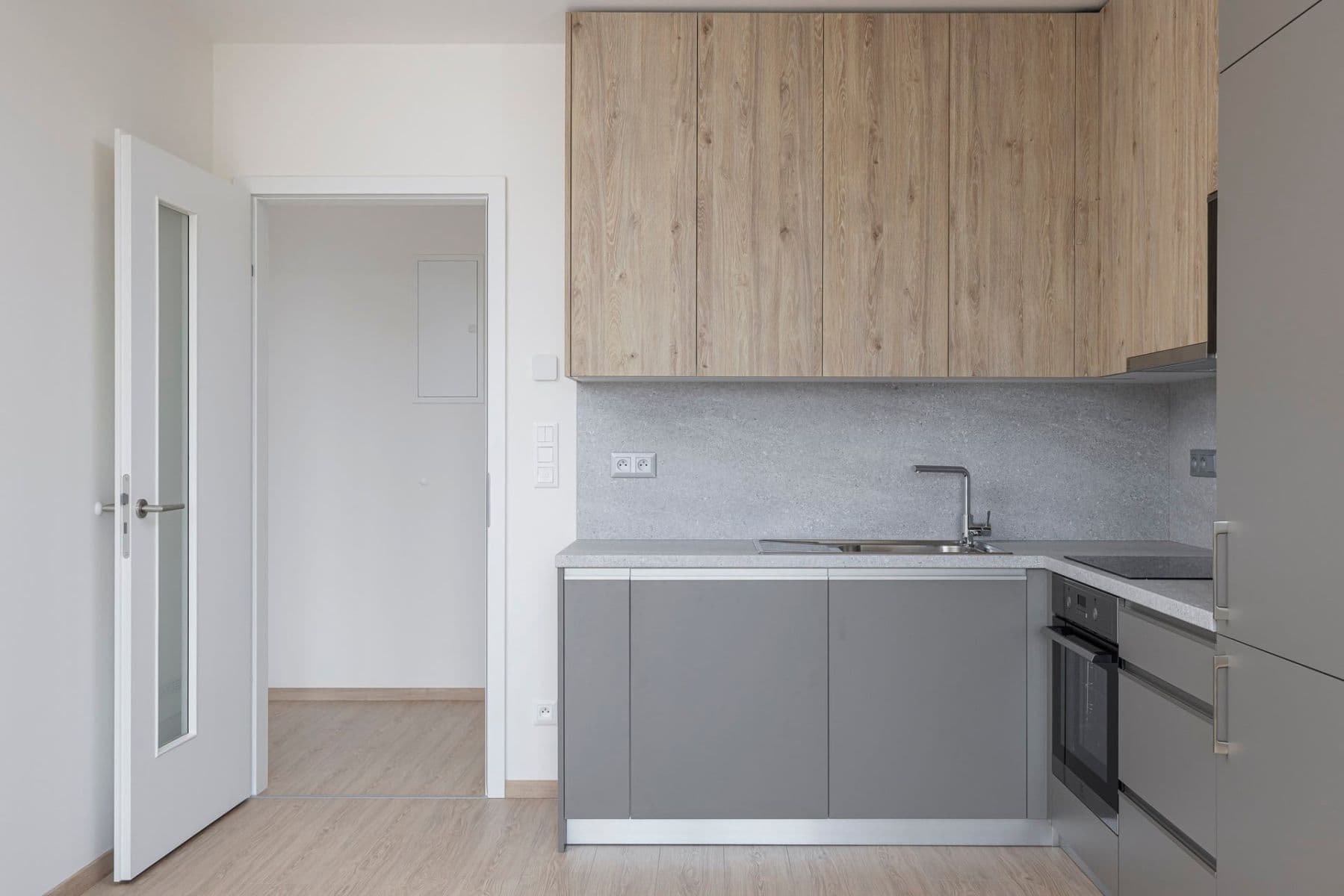 1 bedroom with open-plan kitchen flat to rent, 47 m², Haenkeho, Prague, Prague 1 bedroom with open-plan kitchen flat to rent, 47 m², Haenkeho, Prague, Prague