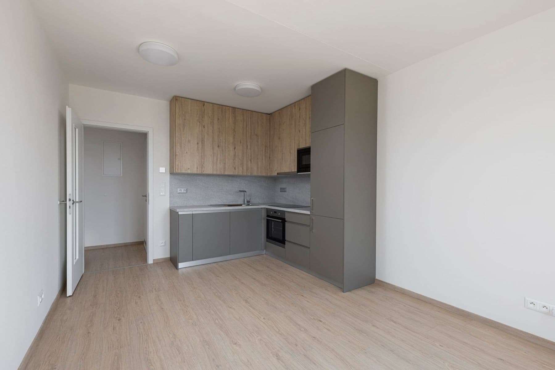 1 bedroom with open-plan kitchen flat to rent, 47 m², Haenkeho, Prague, Prague 1 bedroom with open-plan kitchen flat to rent, 47 m², Haenkeho, Prague, Prague