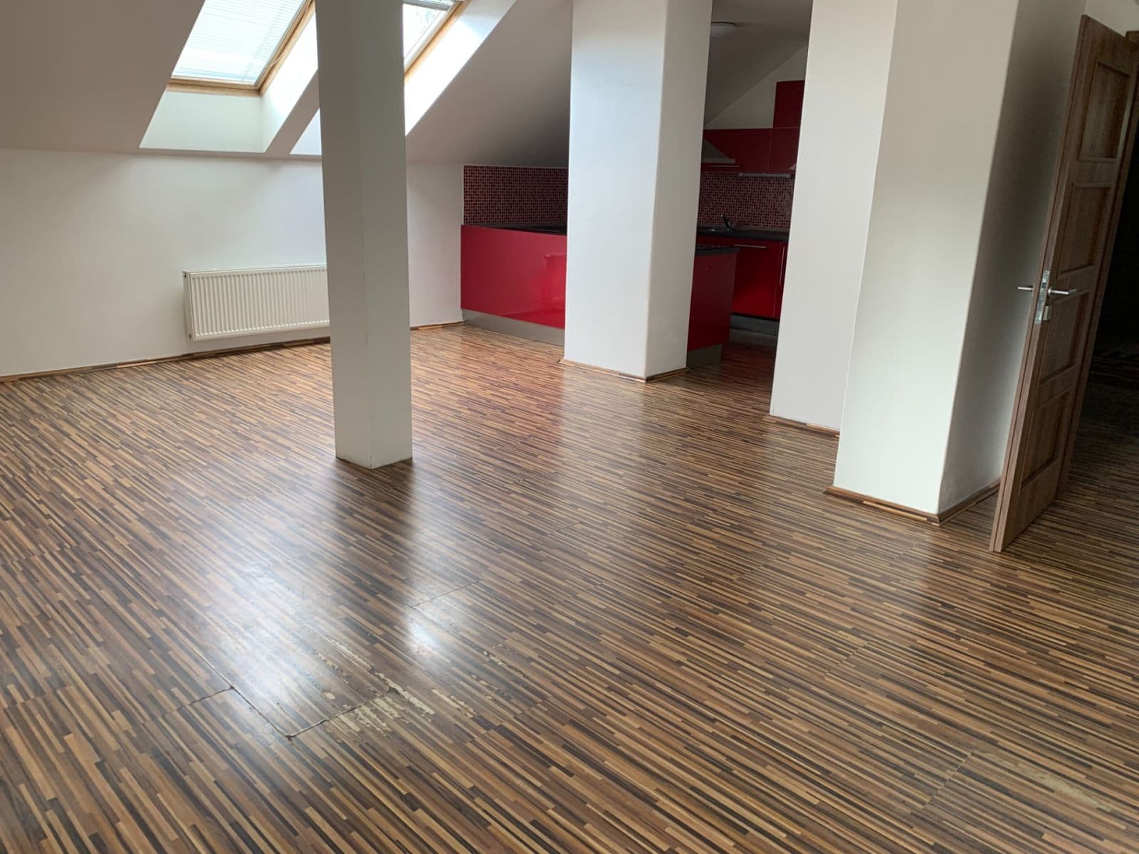 1 bedroom with open-plan kitchen flat to rent, 86 m², Jeremenkova, Prague, Prague 1 bedroom with open-plan kitchen flat to rent, 86 m², Jeremenkova, Prague, Prague