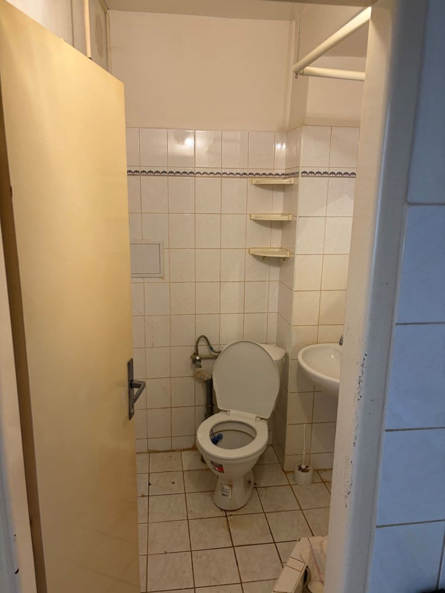 Small studio flat for sale, 20 m², Horoušanská, Prague, Prague Small studio flat for sale, 20 m², Horoušanská, Prague, Prague