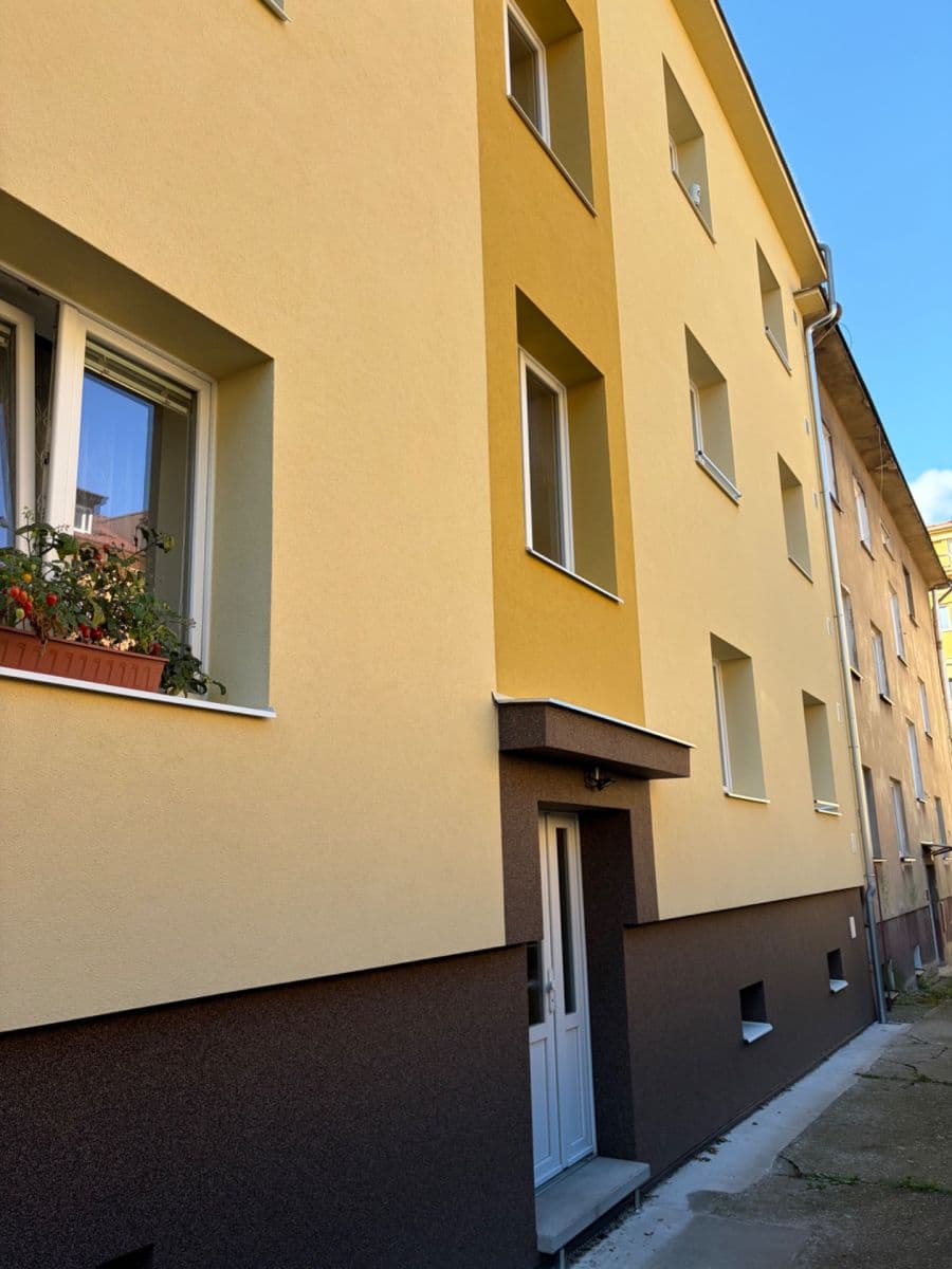 Small studio flat for sale, 20 m², Horoušanská, Prague, Prague Small studio flat for sale, 20 m², Horoušanská, Prague, Prague