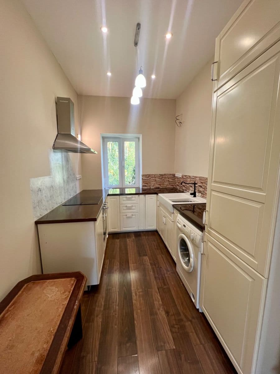 1 bedroom with open-plan kitchen flat to rent, 57 m², Mladějovského, Mariánské Lázně, Karlovarský Region 1 bedroom with open-plan kitchen flat to rent, 57 m², Mladějovského, Mariánské Lázně, Karlovarský Region