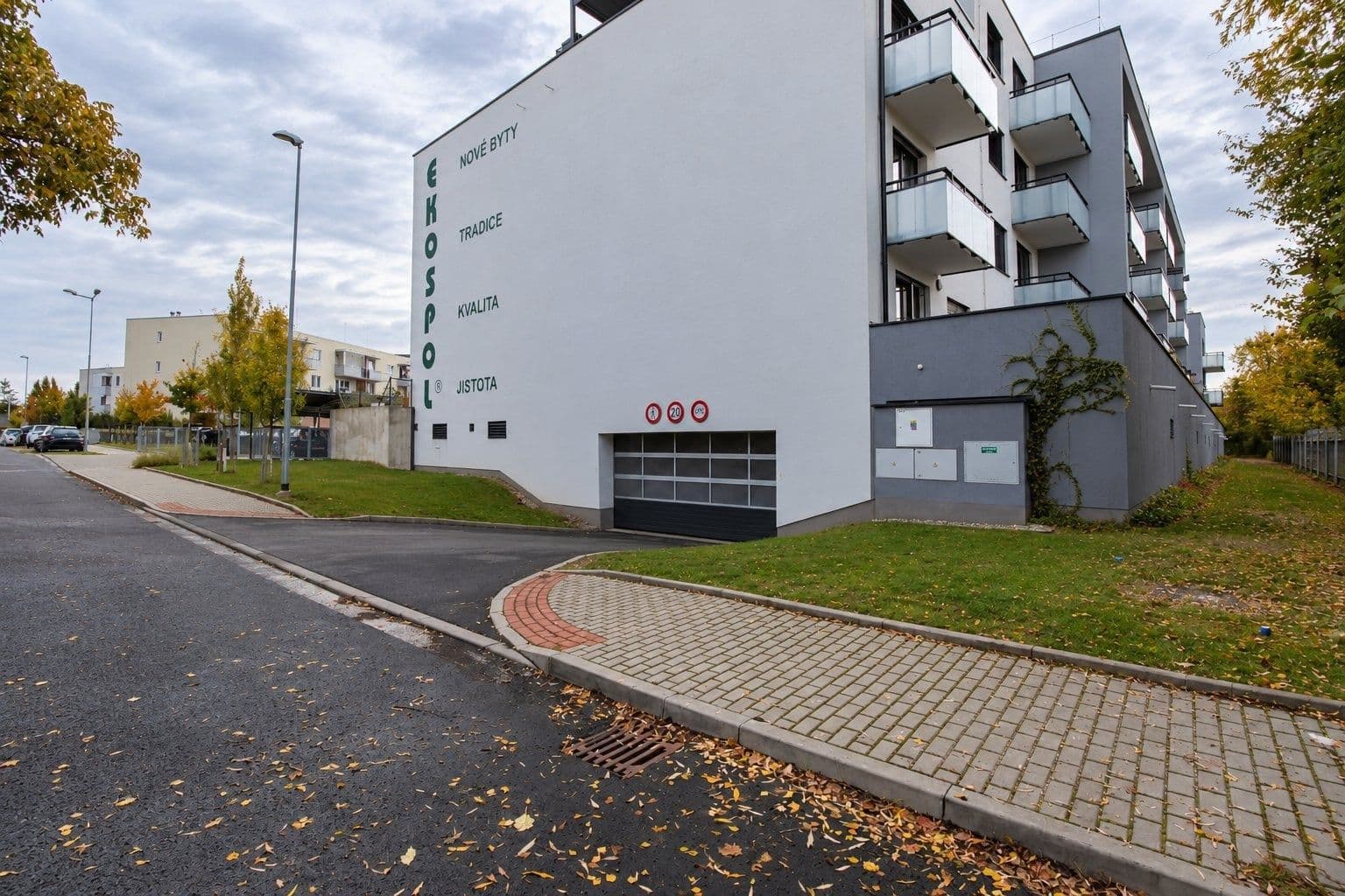 Studio flat to rent, 30 m², Františka Diviše, Prague, Prague Studio flat to rent, 30 m², Františka Diviše, Prague, Prague