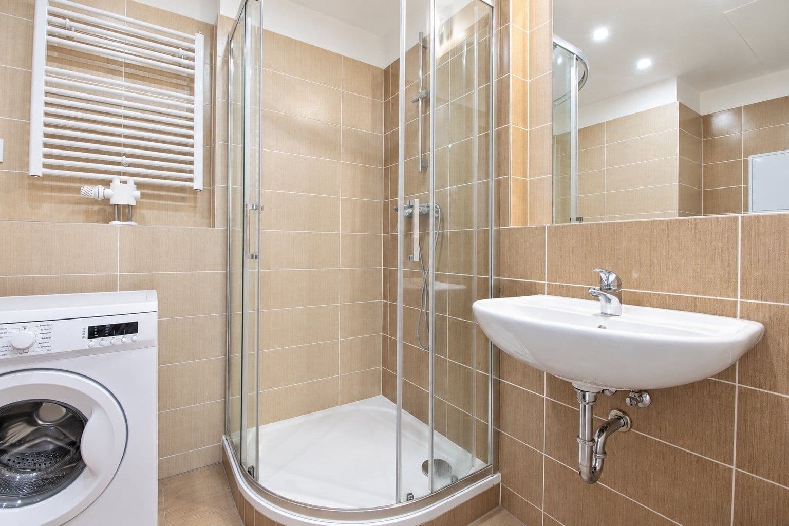 Studio flat to rent, 30 m², Františka Diviše, Prague, Prague Studio flat to rent, 30 m², Františka Diviše, Prague, Prague