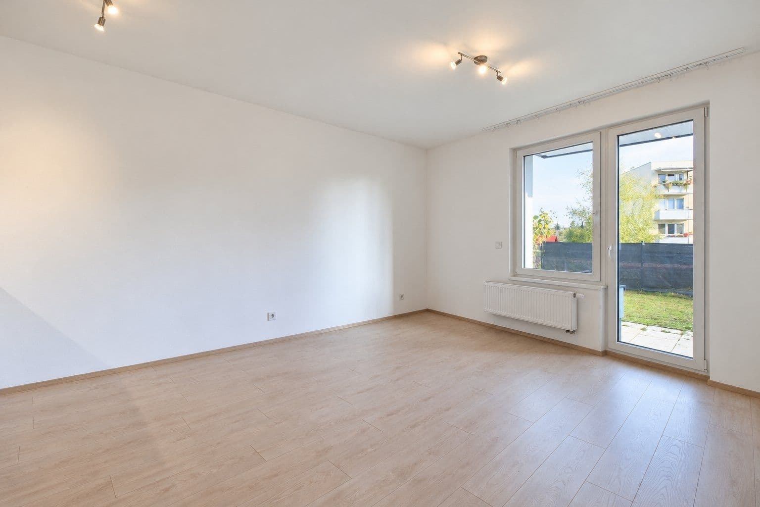 Studio flat to rent, 30 m², Františka Diviše, Prague, Prague Studio flat to rent, 30 m², Františka Diviše, Prague, Prague