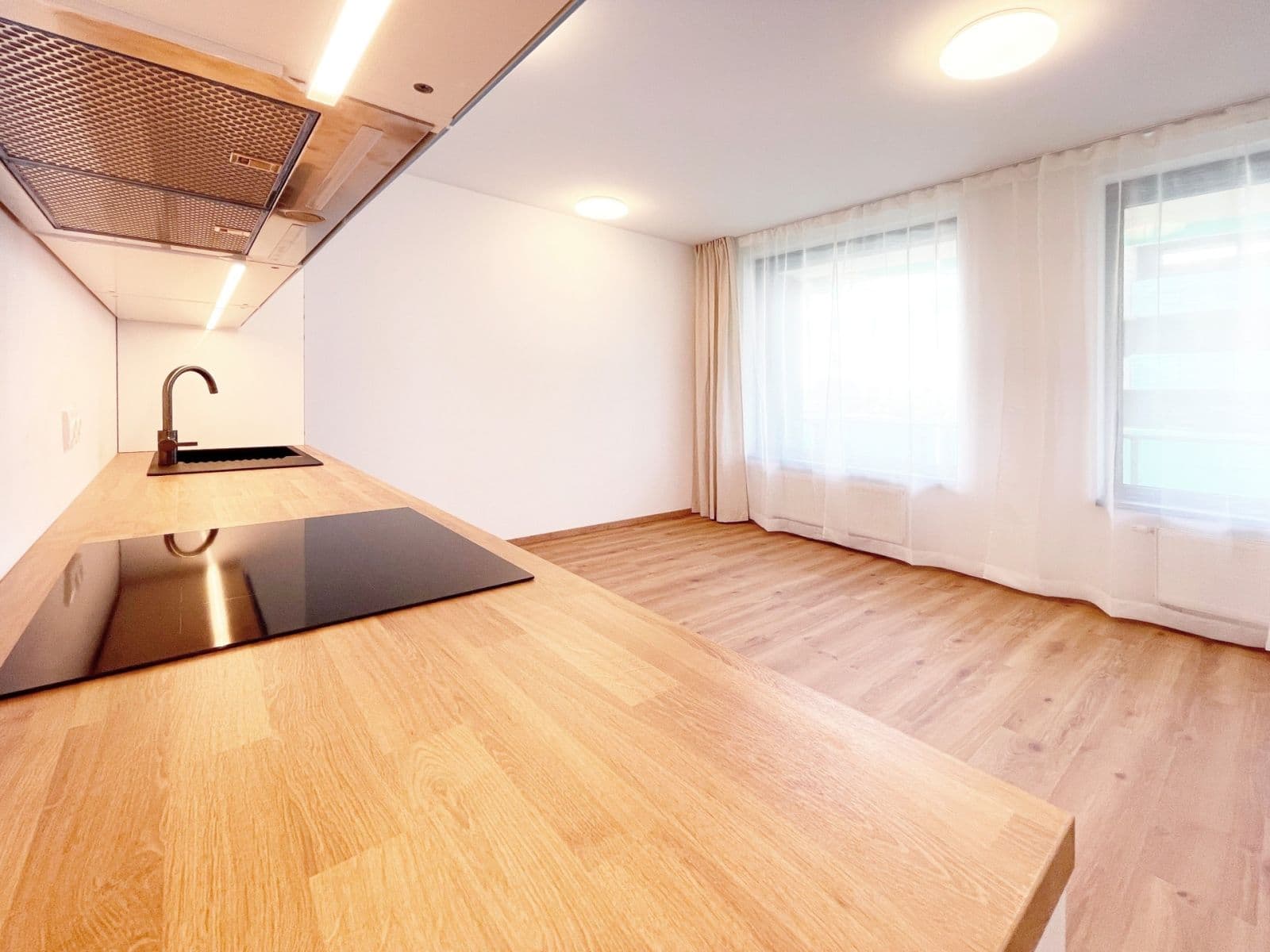 Studio flat to rent, 32 m², Olgy Havlové, Prague, Prague Studio flat to rent, 32 m², Olgy Havlové, Prague, Prague