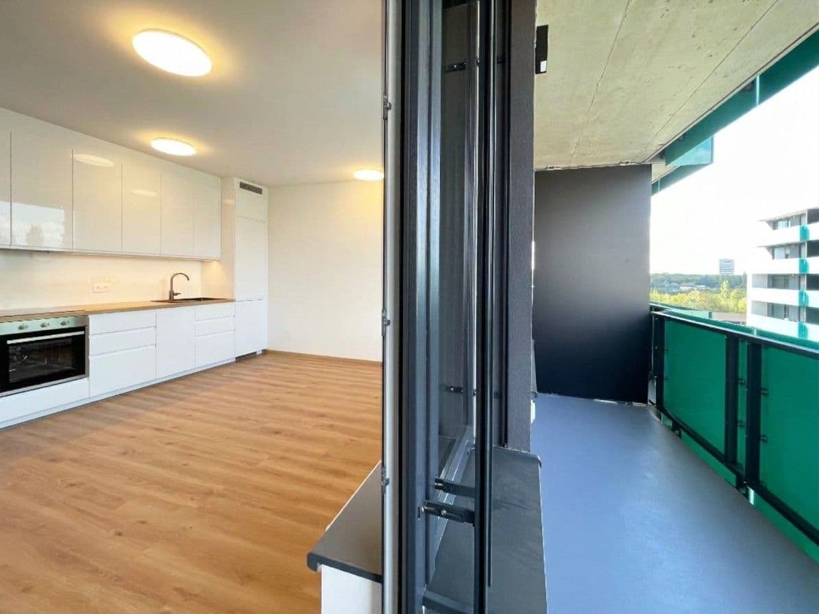 Studio flat to rent, 32 m², Olgy Havlové, Prague, Prague Studio flat to rent, 32 m², Olgy Havlové, Prague, Prague