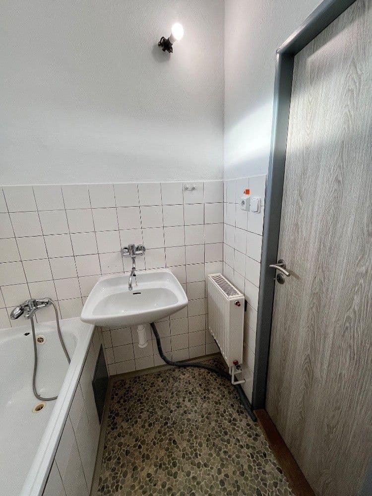 1 bedroom flat to rent, 35 m², Kalouskova, Rousínov, Jihomoravský Region 1 bedroom flat to rent, 35 m², Kalouskova, Rousínov, Jihomoravský Region
