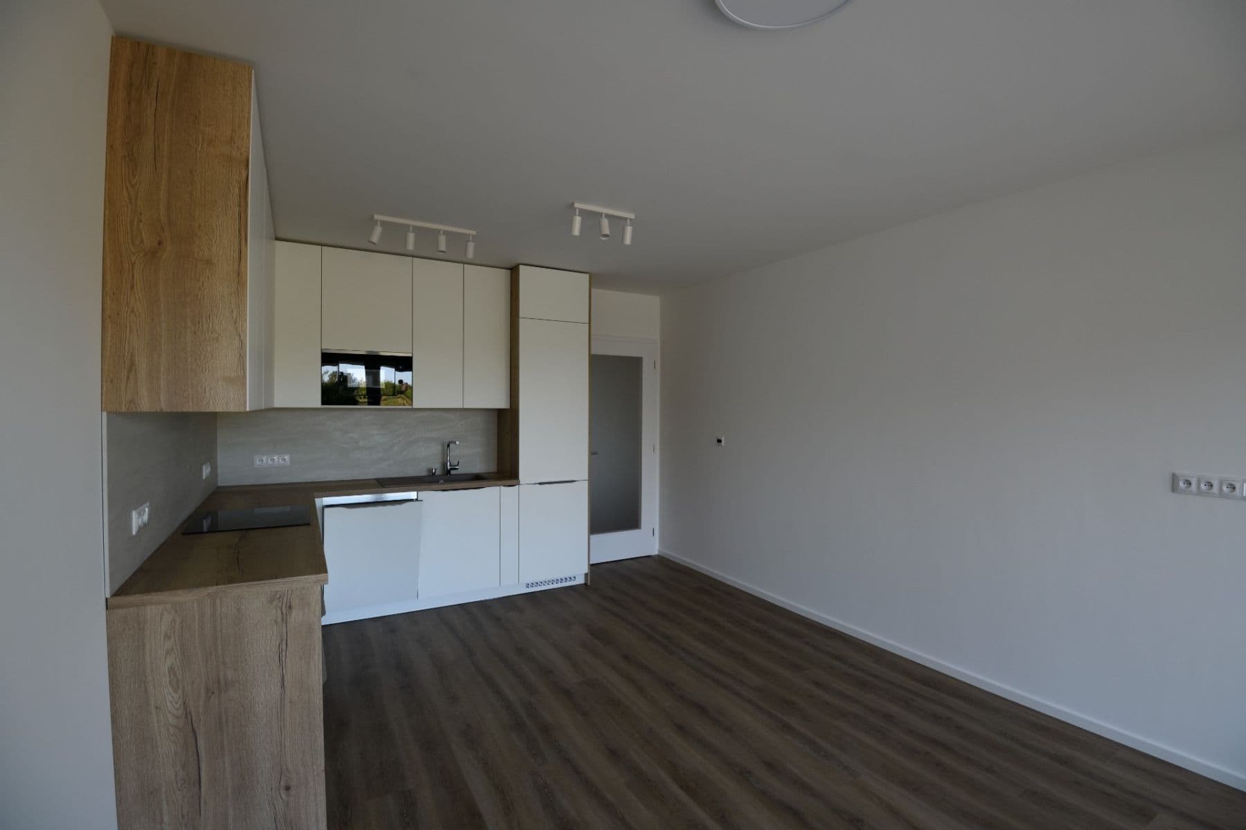 1 bedroom with open-plan kitchen flat to rent, 53 m², Josefa Truhláře, Brandýs nad Labem-Stará Boleslav, Středočeský Region 1 bedroom with open-plan kitchen flat to rent, 53 m², Josefa Truhláře, Brandýs nad Labem-Stará Boleslav, Středočeský Region