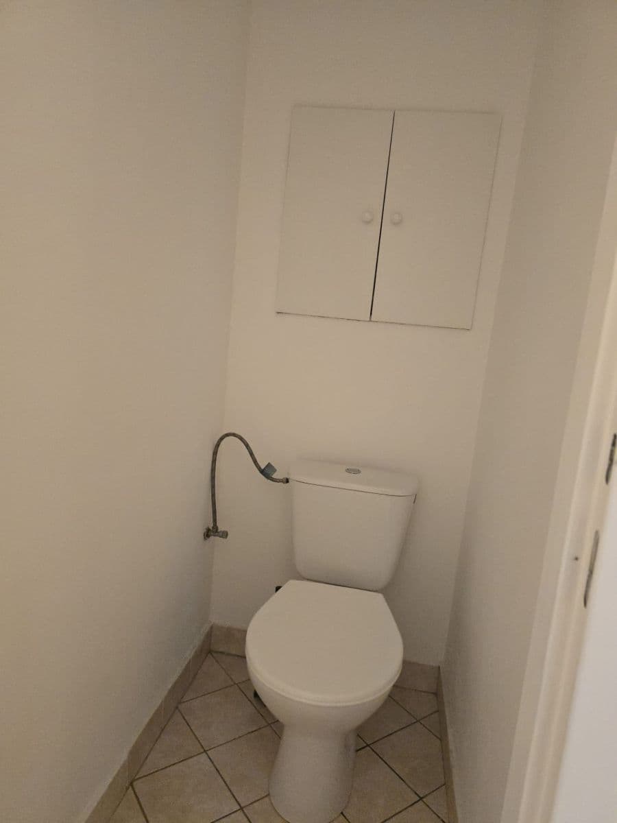 Small studio flat to rent, 44 m², Papraďová, Ružinov, Bratislavský Region Small studio flat to rent, 44 m², Papraďová, Ružinov, Bratislavský Region