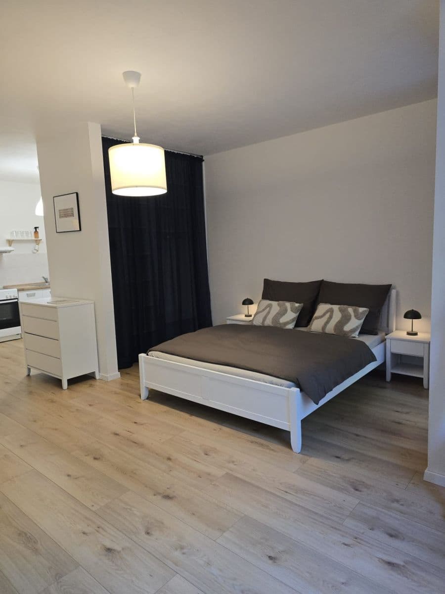 Small studio flat to rent, 44 m², Papraďová, Ružinov, Bratislavský Region Small studio flat to rent, 44 m², Papraďová, Ružinov, Bratislavský Region