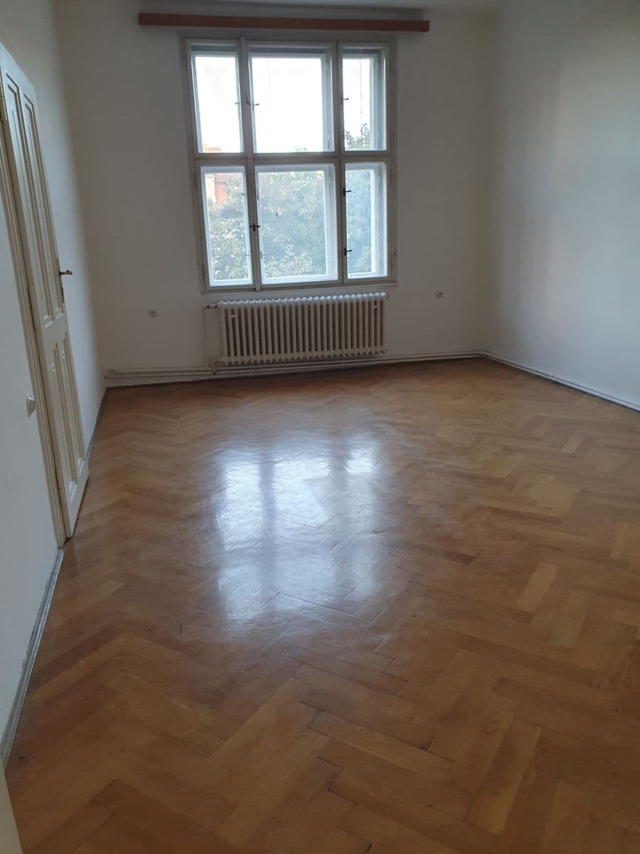 3 bedroom flat to rent, 100 m², U Starého hřbitova, Prague, Prague 3 bedroom flat to rent, 100 m², U Starého hřbitova, Prague, Prague