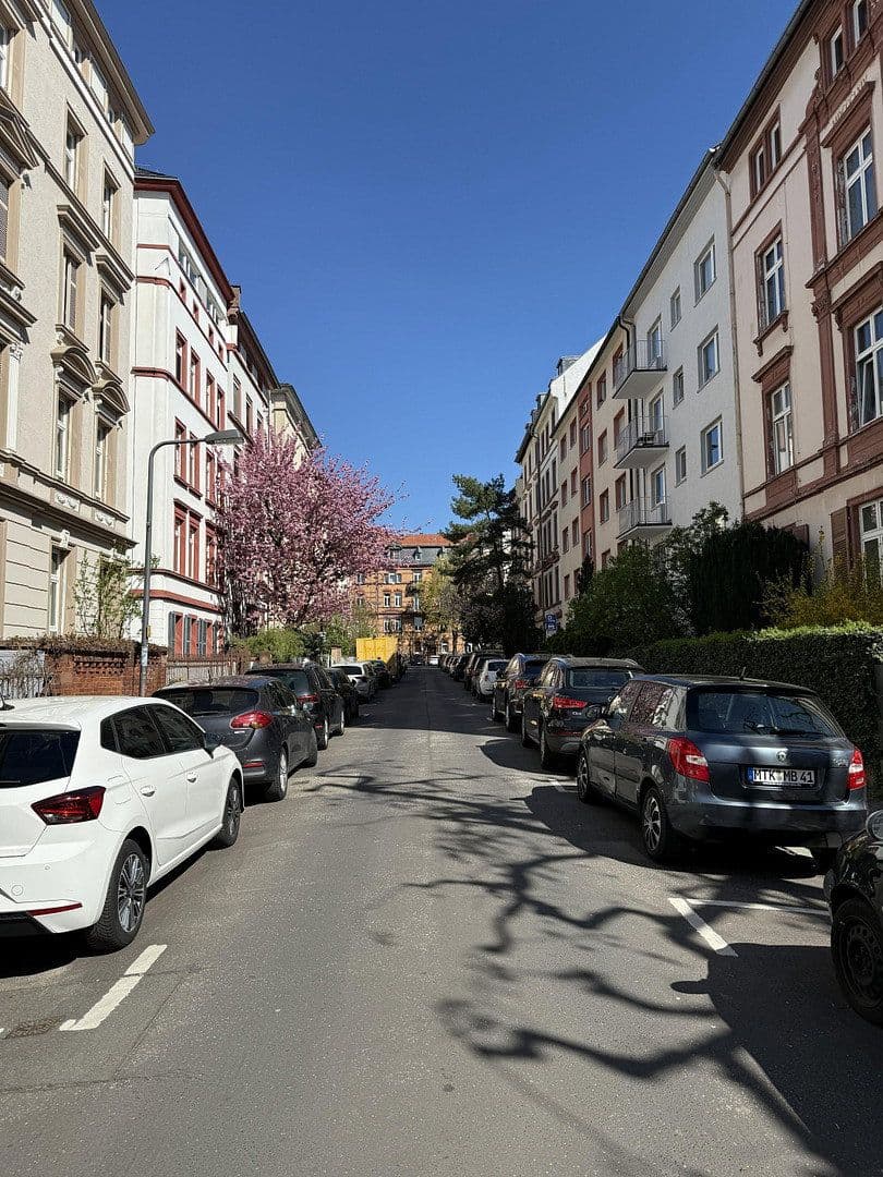 2 bedroom with open-plan kitchen flat to rent, 95 m², Feststraße 8, Frankfurt am Main, Hesse 2 bedroom with open-plan kitchen flat to rent, 95 m², Feststraße 8, Frankfurt am Main, Hesse