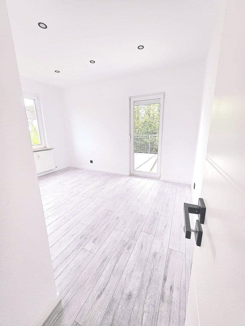 3 bedroom with open-plan kitchen flat to rent, 100 m², Obereisesheimer Straße 21, Heilbronn, Baden-Württemberg 3 bedroom with open-plan kitchen flat to rent, 100 m², Obereisesheimer Straße 21, Heilbronn, Baden-Württemberg
