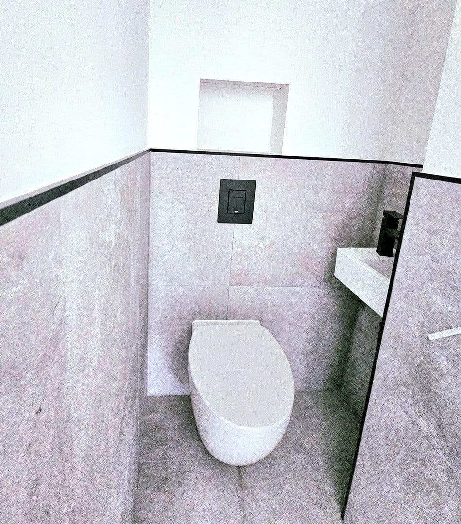 3 bedroom with open-plan kitchen flat to rent, 100 m², Obereisesheimer Straße 21, Heilbronn, Baden-Württemberg 3 bedroom with open-plan kitchen flat to rent, 100 m², Obereisesheimer Straße 21, Heilbronn, Baden-Württemberg