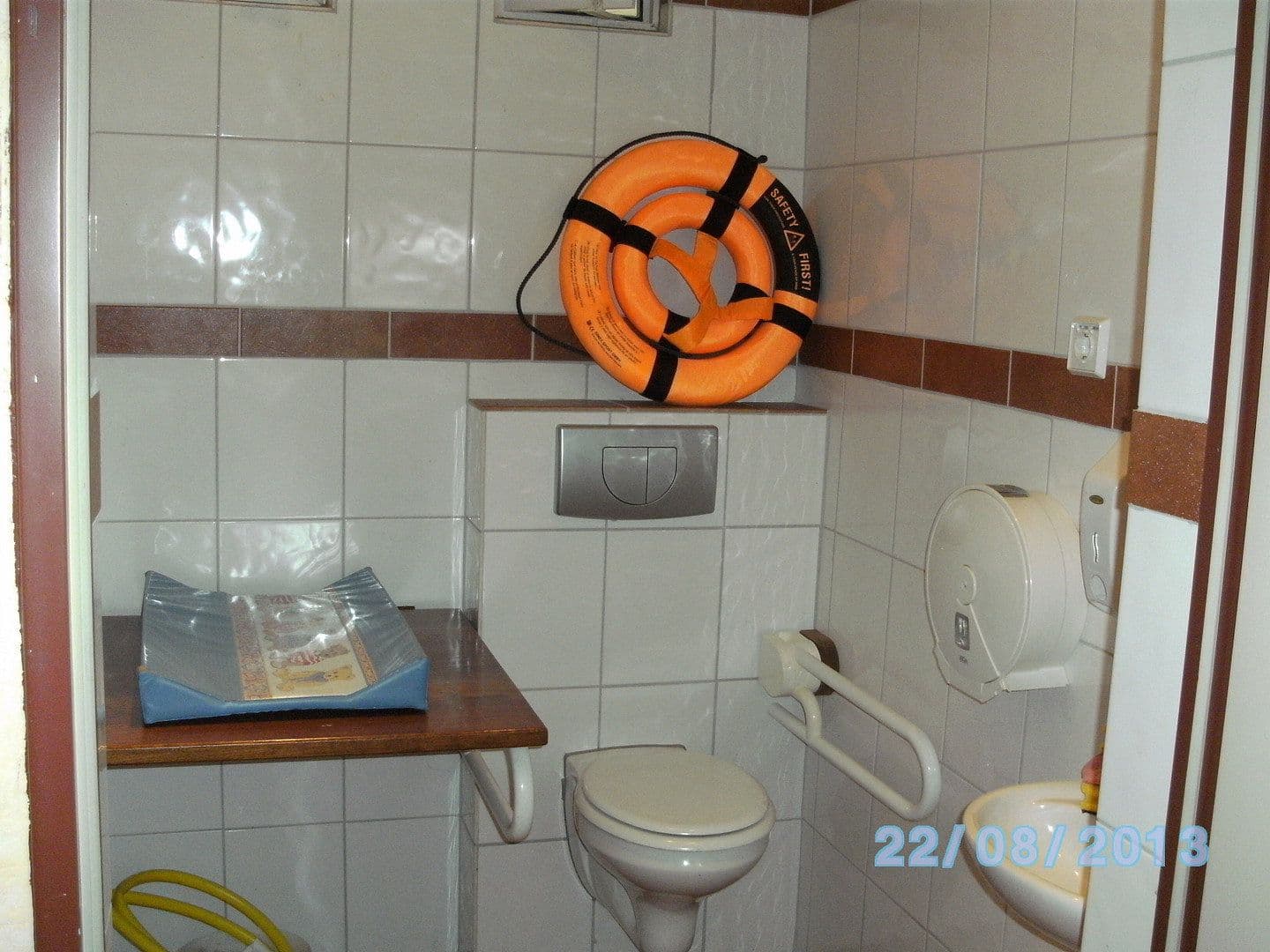 non-residential property for sale, 3,359 m², Kiffelberg 8, Linnich, North Rhine-Westphalia non-residential property for sale, 3,359 m², Kiffelberg 8, Linnich, North Rhine-Westphalia