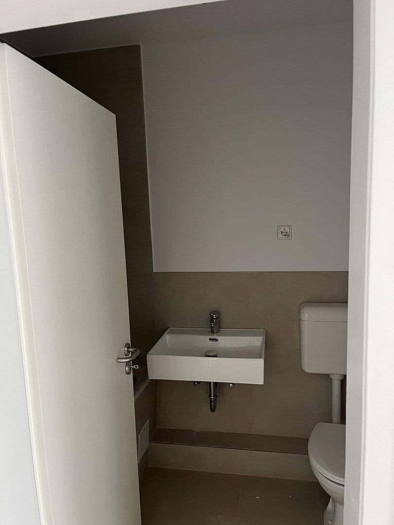 1 bedroom flat to rent, 30 m², Dieselstraße 25, Krefeld, North Rhine-Westphalia 1 bedroom flat to rent, 30 m², Dieselstraße 25, Krefeld, North Rhine-Westphalia