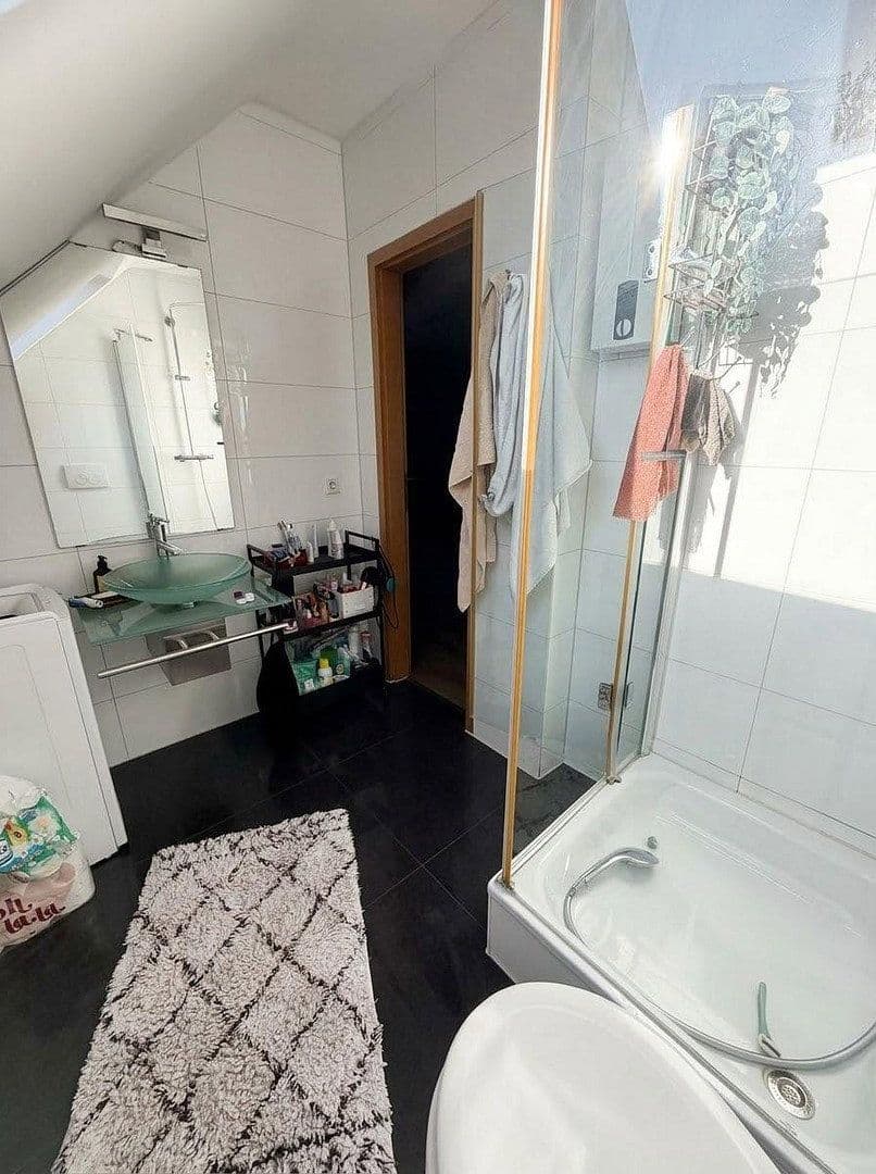 2 bedroom flat to rent, 55 m², Bataverstr. 28, Köln, North Rhine-Westphalia 2 bedroom flat to rent, 55 m², Bataverstr. 28, Köln, North Rhine-Westphalia