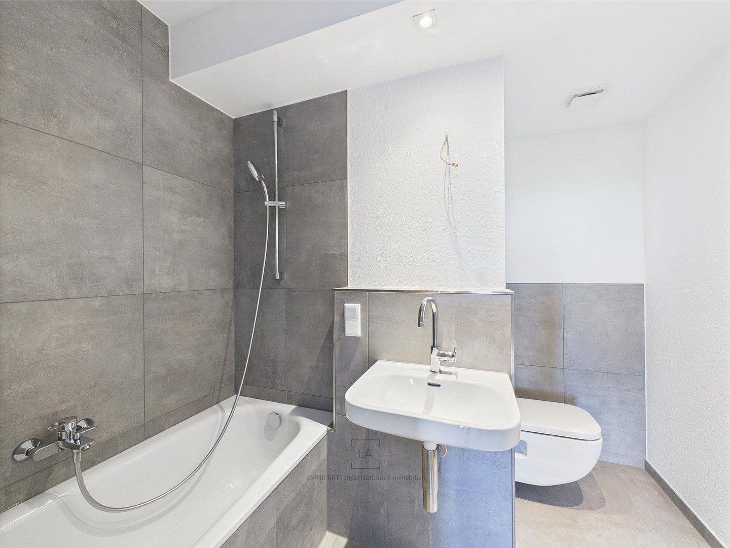 2 bedroom flat for sale, 53 m², Langenfeld (Rheinland), North Rhine-Westphalia 2 bedroom flat for sale, 53 m², Langenfeld (Rheinland), North Rhine-Westphalia