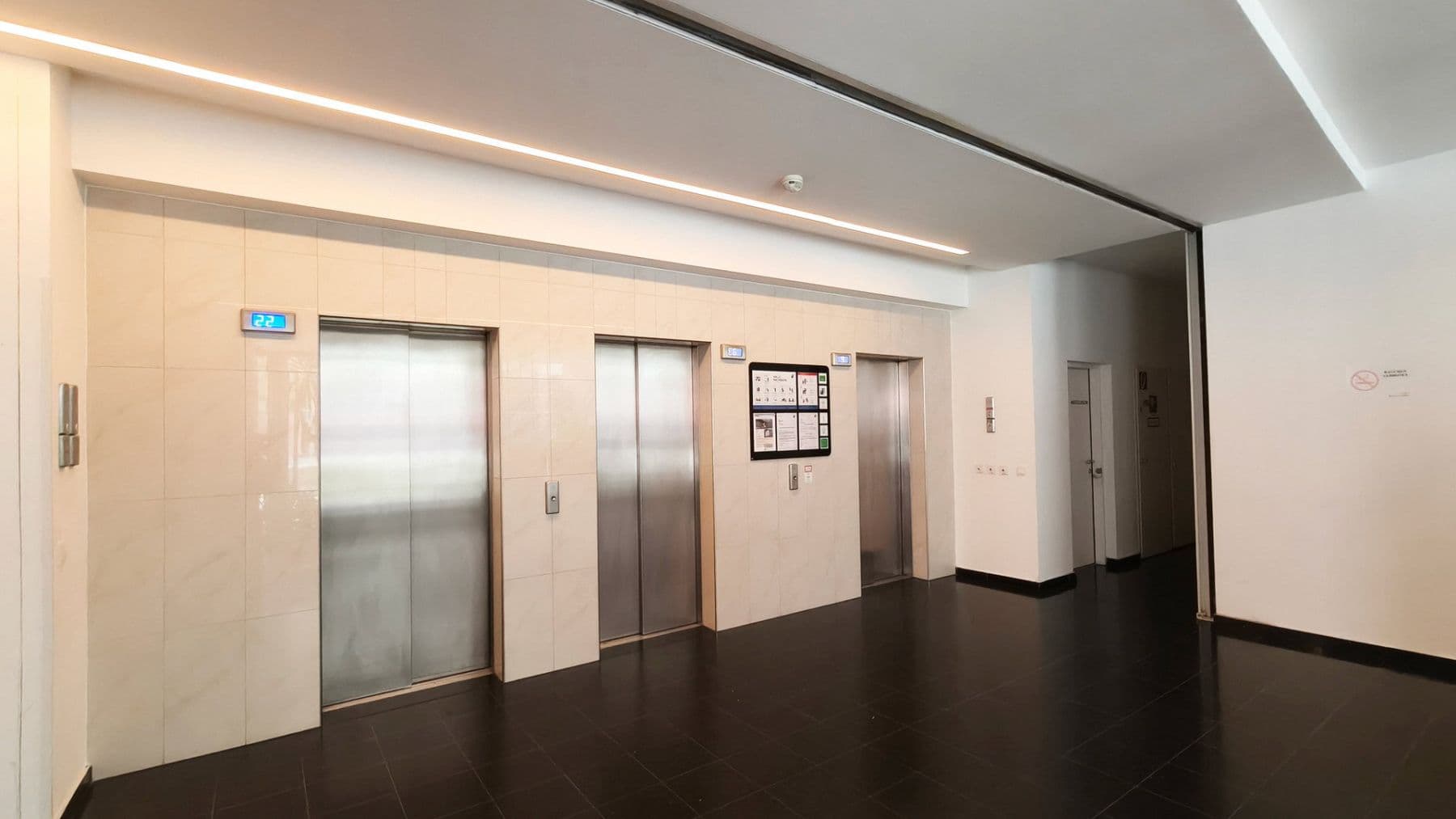 2 bedroom flat for sale, 61 m², Delugan-Meissl-Tower 7, Wien, Vienna 2 bedroom flat for sale, 61 m², Delugan-Meissl-Tower 7, Wien, Vienna