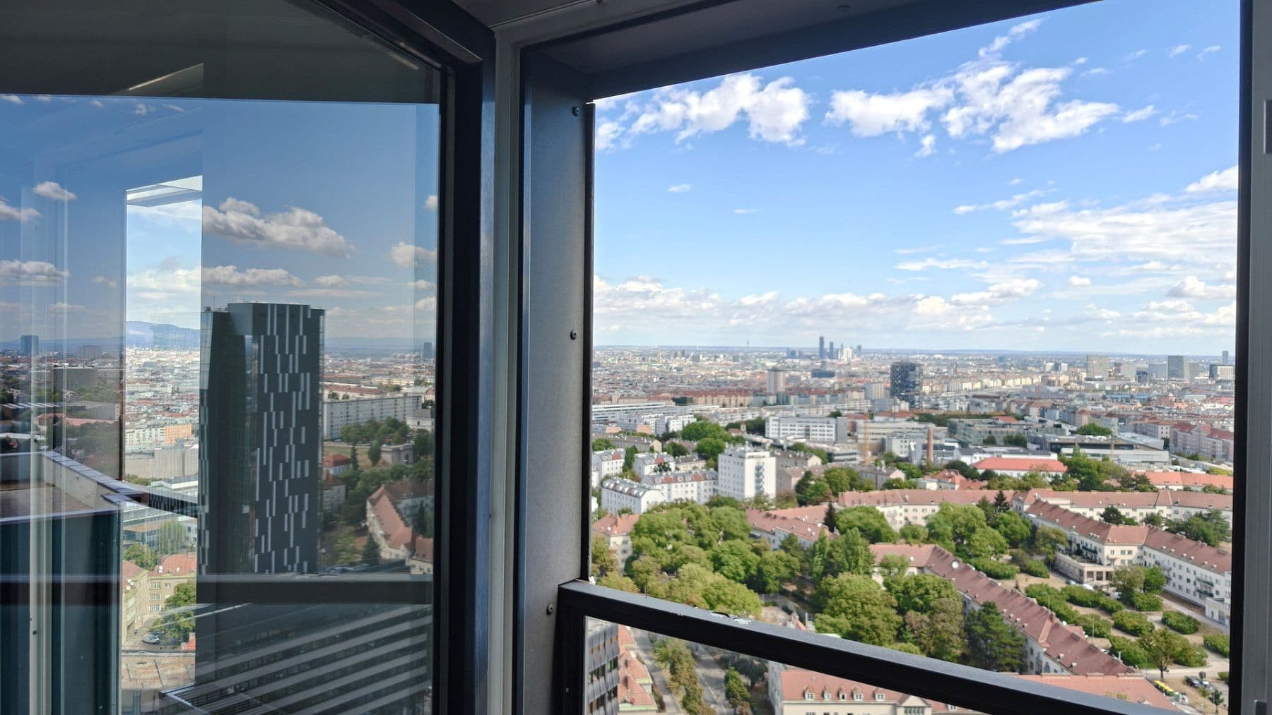 2 bedroom flat for sale, 61 m², Delugan-Meissl-Tower 7, Wien, Vienna 2 bedroom flat for sale, 61 m², Delugan-Meissl-Tower 7, Wien, Vienna