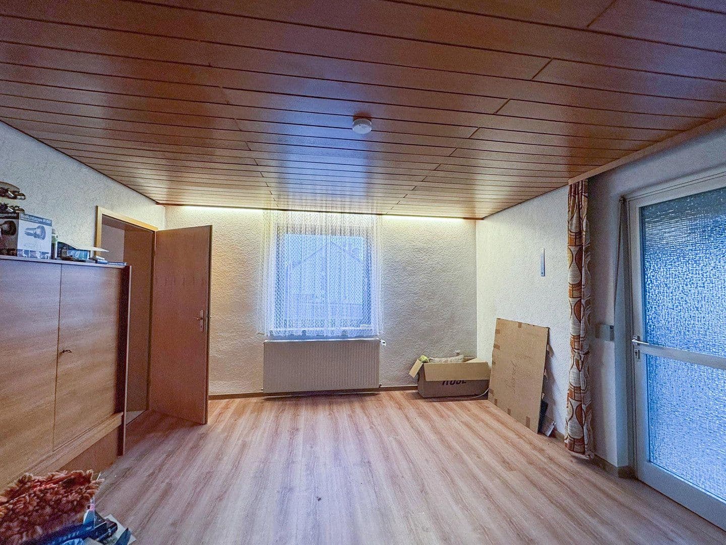 non-residential property for sale, 3,902 m², Großkarlbach, Rhineland-Palatinate non-residential property for sale, 3,902 m², Großkarlbach, Rhineland-Palatinate