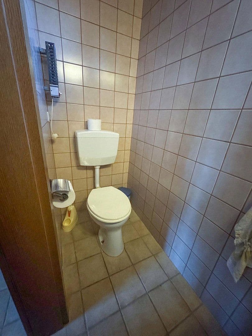 non-residential property for sale, 3,902 m², Großkarlbach, Rhineland-Palatinate non-residential property for sale, 3,902 m², Großkarlbach, Rhineland-Palatinate