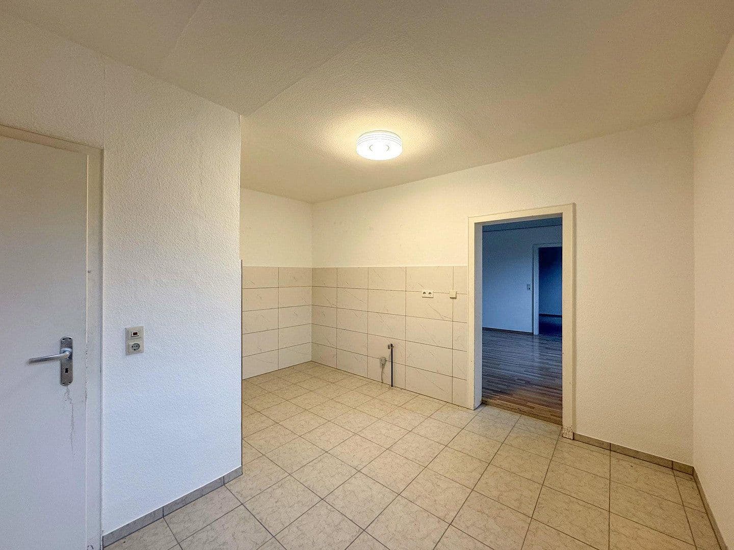 non-residential property for sale, 3,902 m², Großkarlbach, Rhineland-Palatinate non-residential property for sale, 3,902 m², Großkarlbach, Rhineland-Palatinate