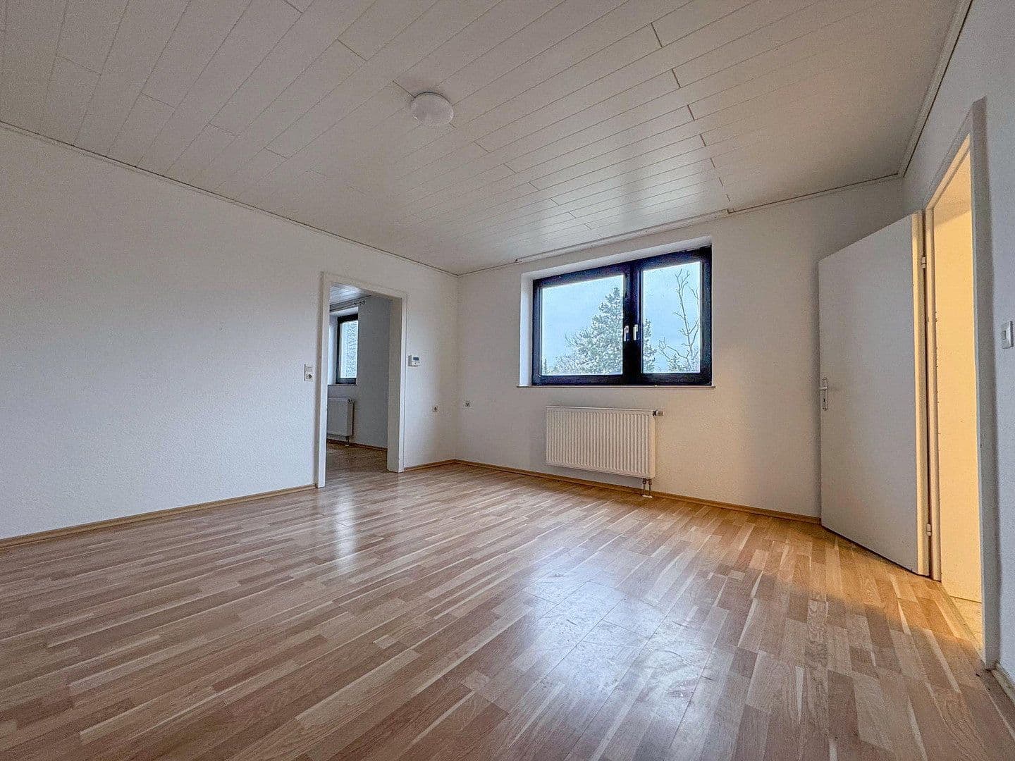 non-residential property for sale, 3,902 m², Großkarlbach, Rhineland-Palatinate non-residential property for sale, 3,902 m², Großkarlbach, Rhineland-Palatinate