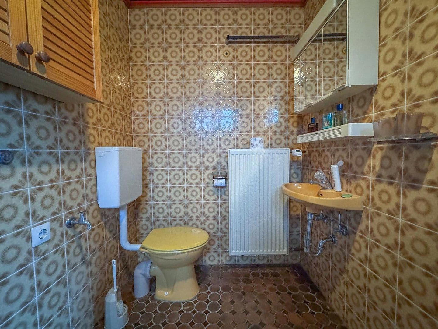 non-residential property for sale, 3,902 m², Großkarlbach, Rhineland-Palatinate non-residential property for sale, 3,902 m², Großkarlbach, Rhineland-Palatinate