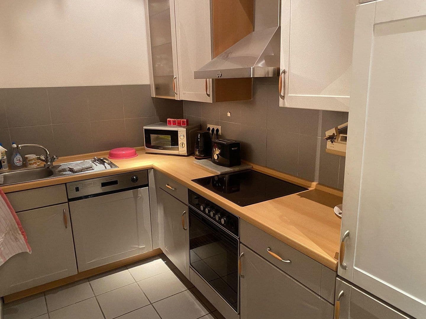 6 bedroom flat to rent, 246 m², Velbert, North Rhine-Westphalia 6 bedroom flat to rent, 246 m², Velbert, North Rhine-Westphalia