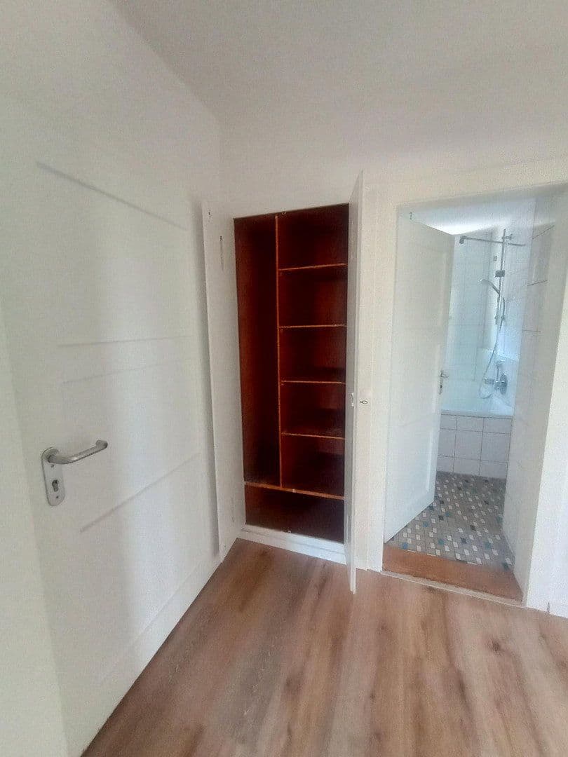 2 bedroom flat to rent, 58 m², Friedrich-Ebert-Str.57 1/2, Ingolstadt, Bavaria 2 bedroom flat to rent, 58 m², Friedrich-Ebert-Str.57 1/2, Ingolstadt, Bavaria