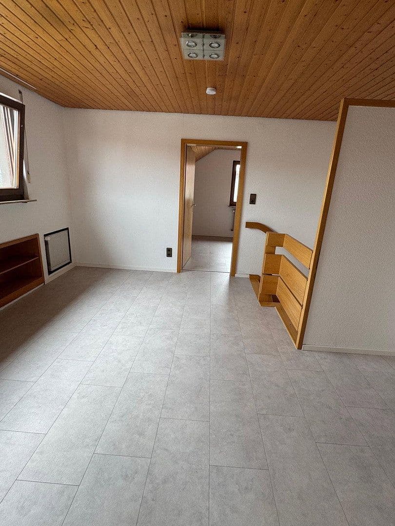 5 bedroom flat to rent, 110 m², Reichenbach an der Fils, Baden-Württemberg 5 bedroom flat to rent, 110 m², Reichenbach an der Fils, Baden-Württemberg