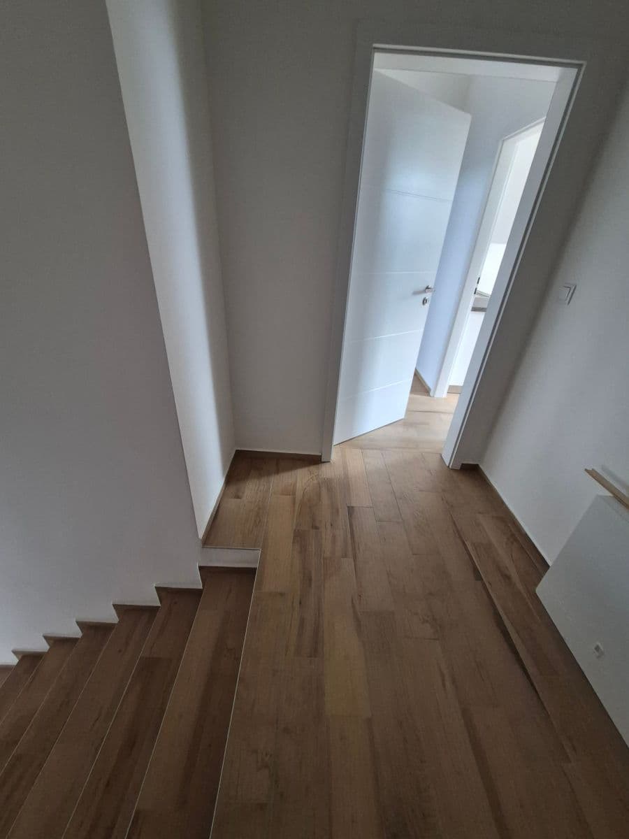 1 bedroom with open-plan kitchen flat to rent, 45 m², Revoluční, Přeštice, Plzeňský Region 1 bedroom with open-plan kitchen flat to rent, 45 m², Revoluční, Přeštice, Plzeňský Region