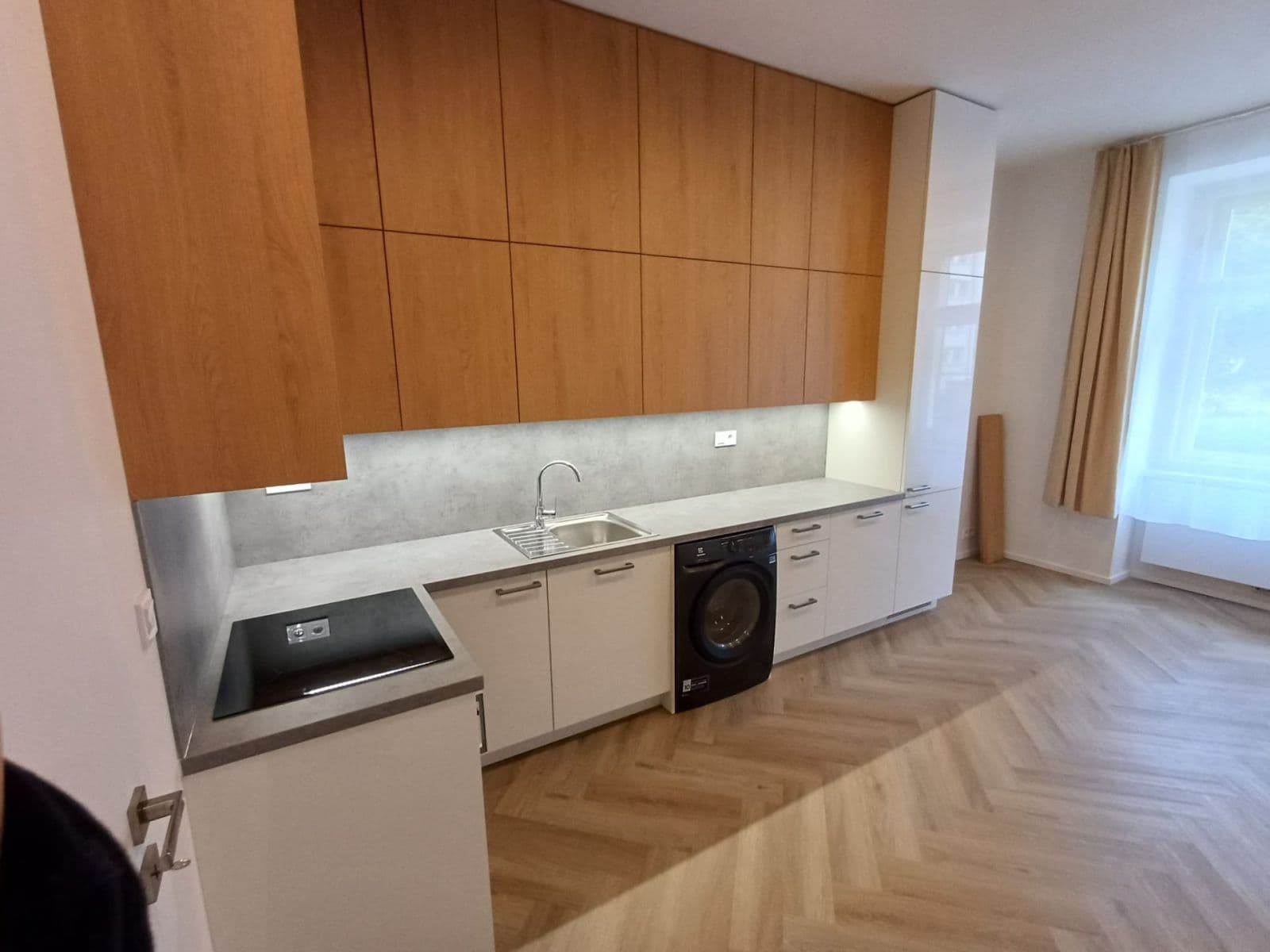 1 bedroom with open-plan kitchen flat to rent, 40 m², Bořivojova, Prague, Prague 1 bedroom with open-plan kitchen flat to rent, 40 m², Bořivojova, Prague, Prague