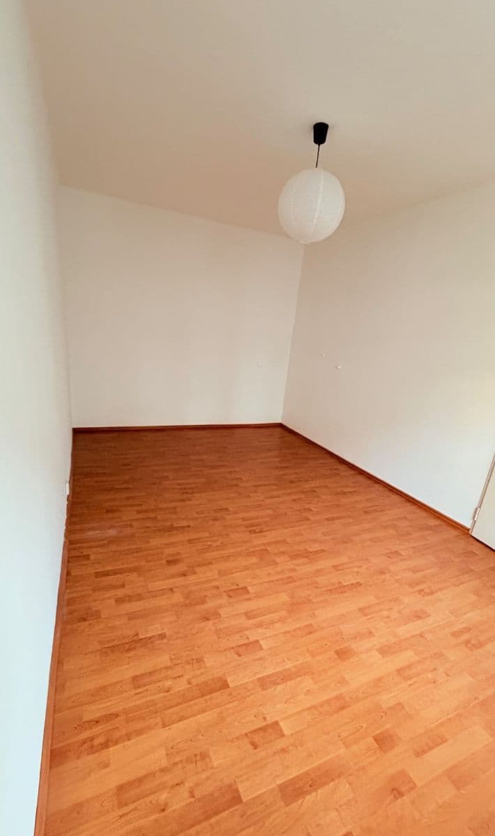 Small studio flat to rent, 24 m², Ostrovského, Prague, Prague Small studio flat to rent, 24 m², Ostrovského, Prague, Prague